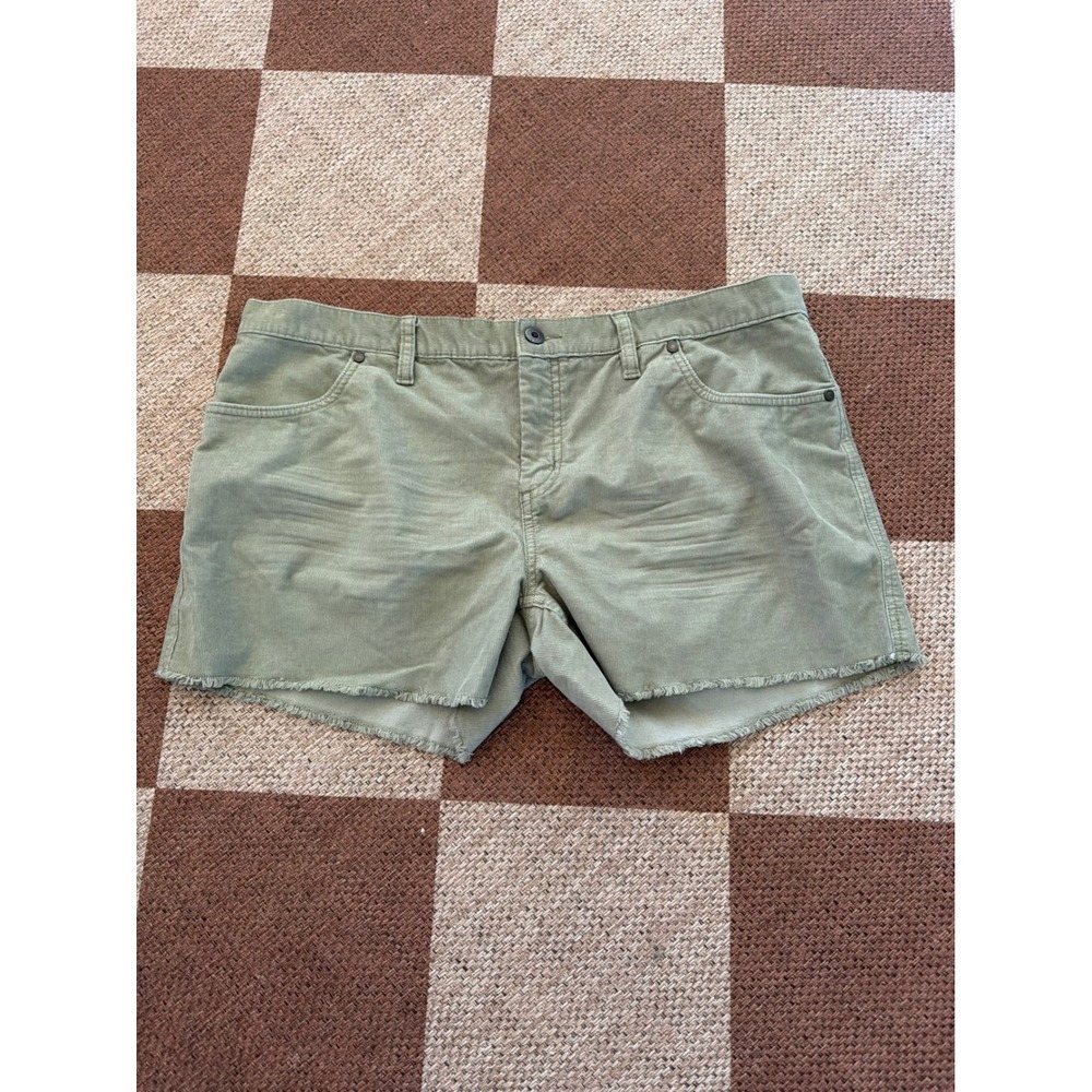 Carve Designs Sage Green Corduroy Raw Hem Shorts Size 14 Organic Cotton Blend